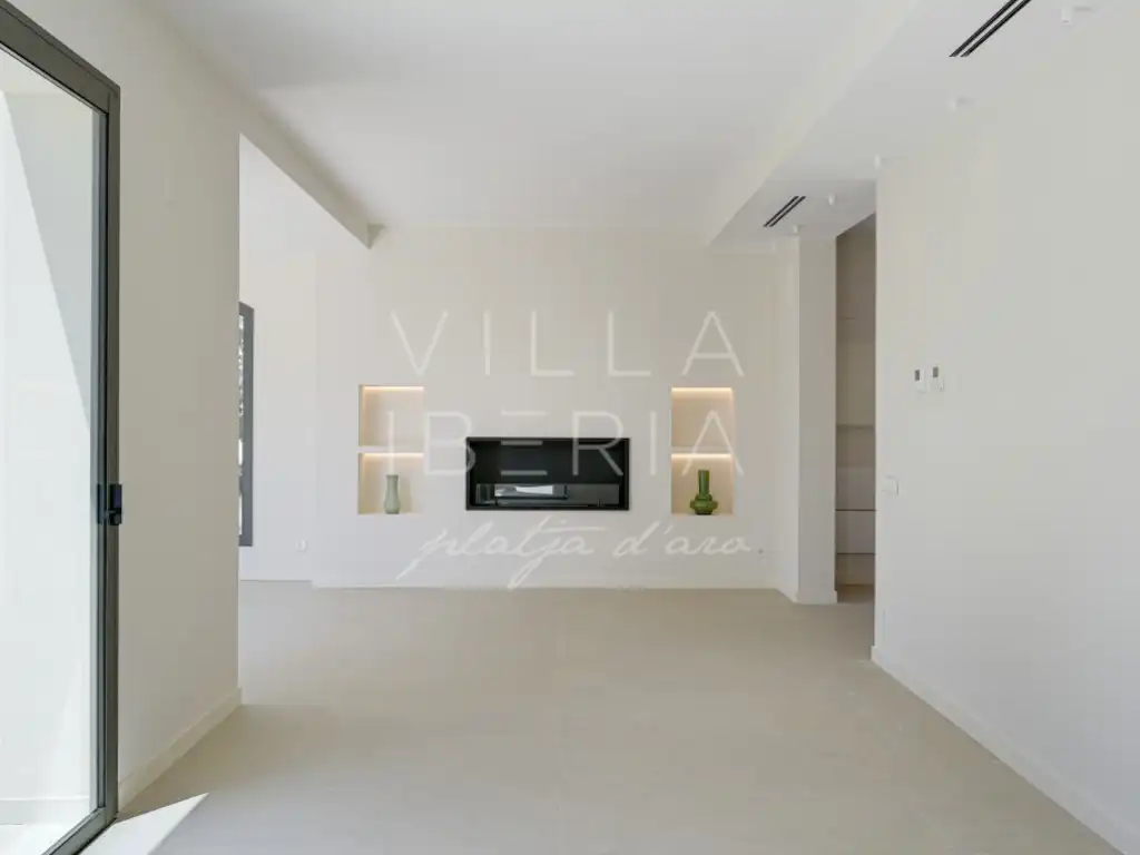 Sala d'estar de Casa o xalet en venda en Castell d'Aro, Platja d'Aro i s'Agaró amb Aire condicionat, Calefacció i Jardí privat