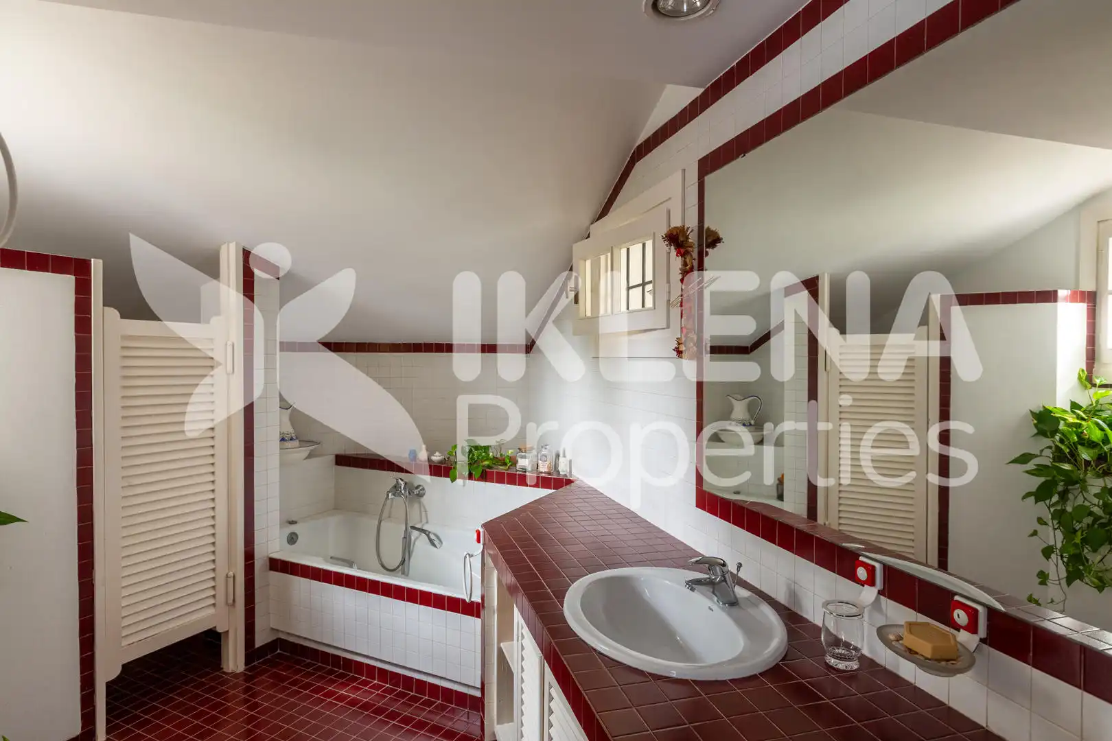 Bathroom of Houses for sale in Roquetas de Mar  with Air Conditioner, Private garden and Terrace