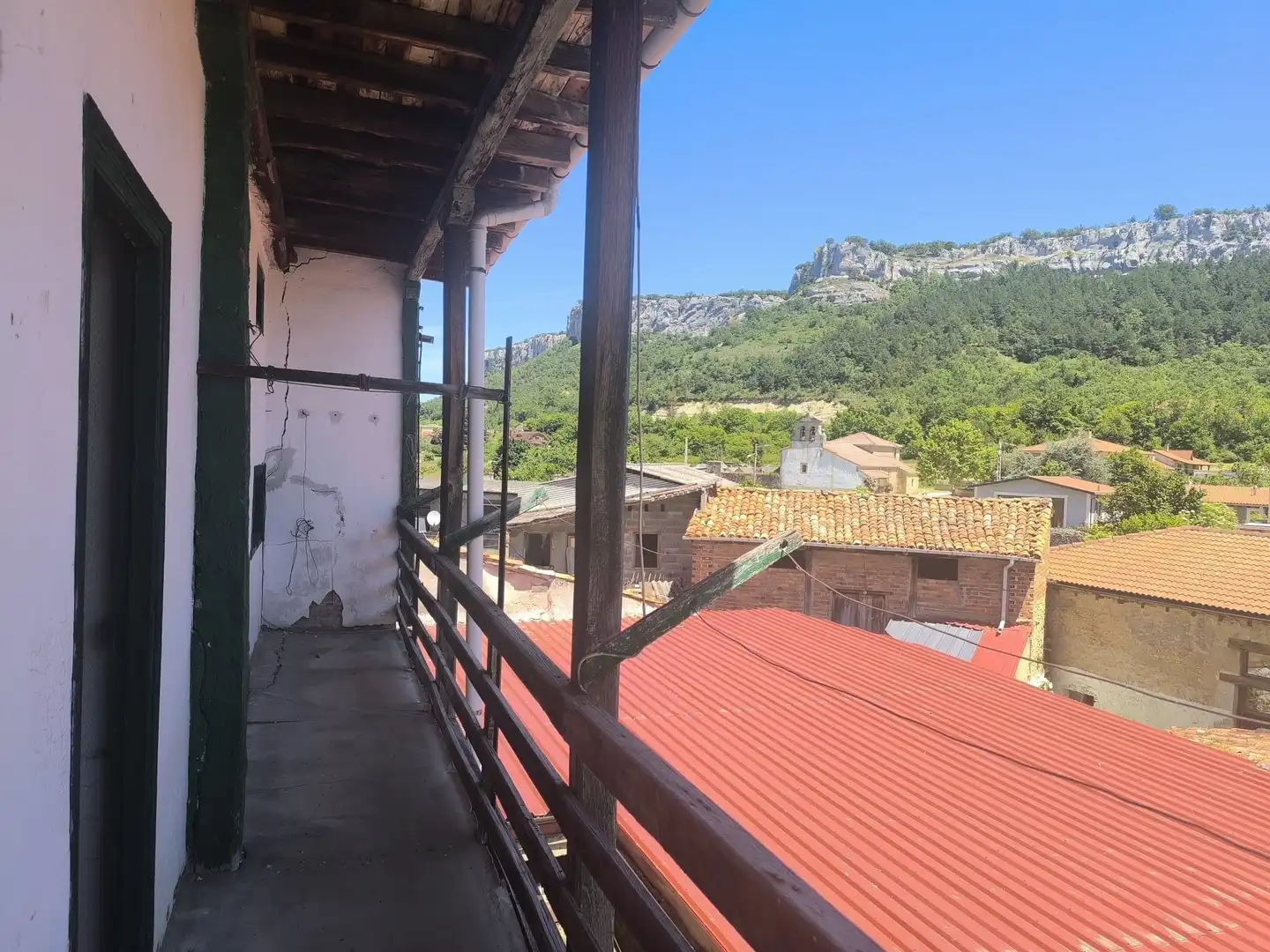 Terrassa de Casa o xalet en venda en Merindad de Valdeporres