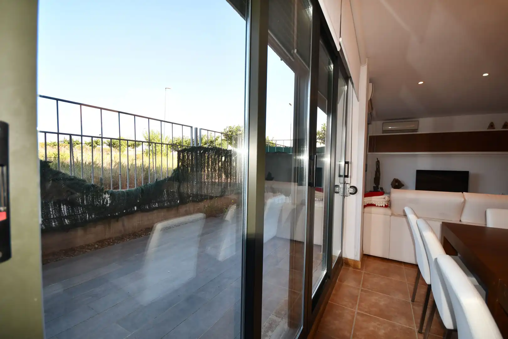 Terrasse von Erdgeschoss zum Verkauf in Lardero mit Klimaanlage, Heizung und Terrasse