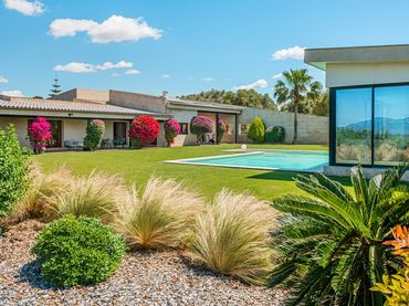 Casa rústica con piscina en venta en Son Ramonell - Es Figueral