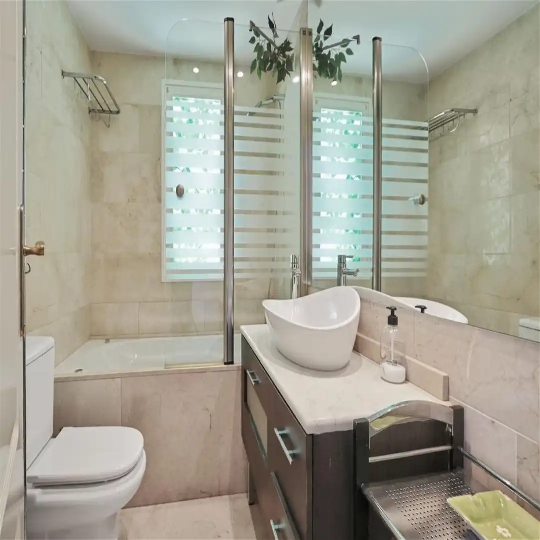 Apartamento con piscina en venta en Avenida de Julio Iglesias 58, imagen 3