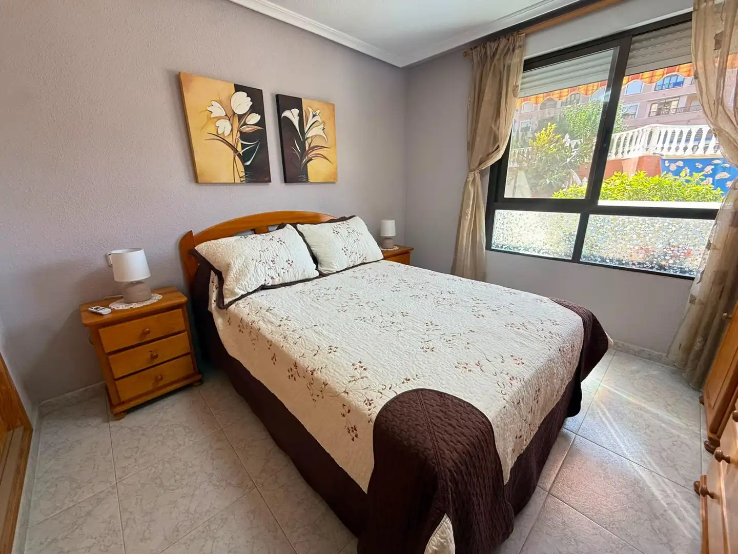 Habitación de Apartamento en venta en Guardamar del Segura con Terraza, Trastero y Piscina comunitaria