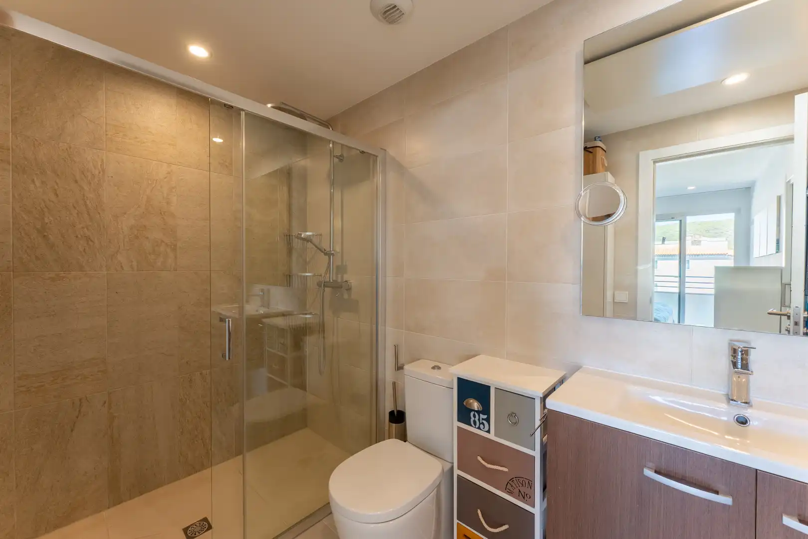 Badezimmer von Dachboden zum Verkauf in Son Servera mit Klimaanlage, Heizung und Abstellraum