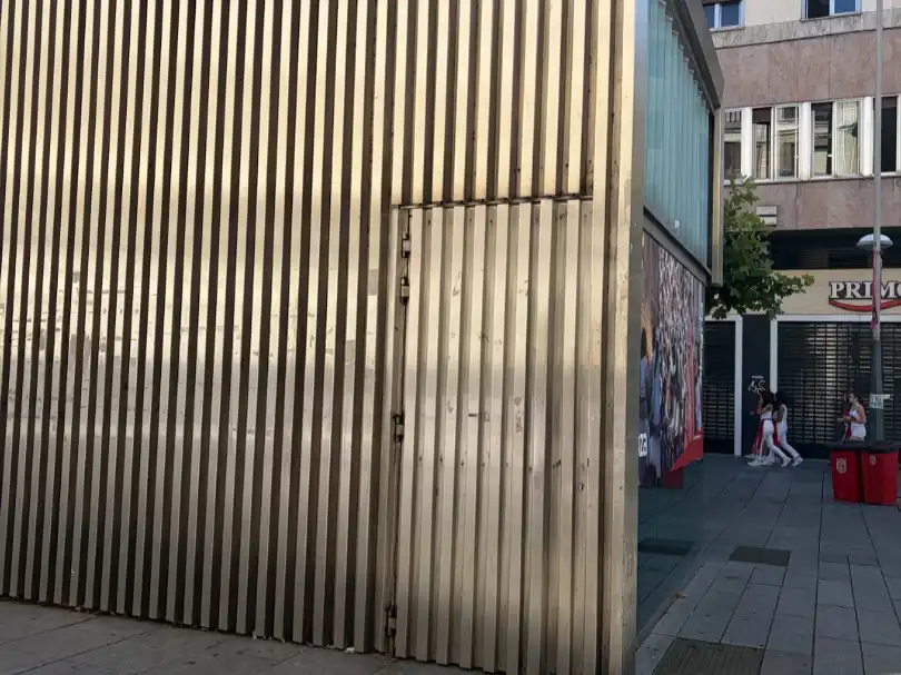 Vista exterior de Garaje de alquiler en  Pamplona / Iruña