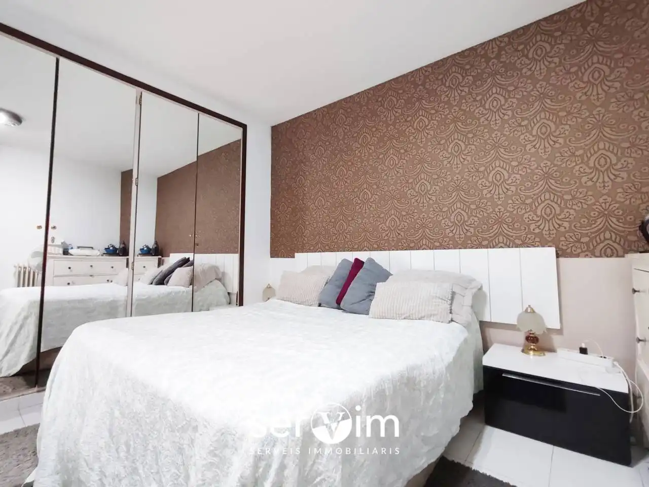 Schlafzimmer von Wohnung zum Verkauf in Girona mit Terrasse