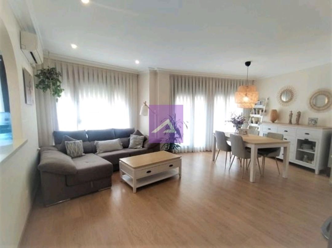 Sala de estar de Piso en venta en Picassent con Aire acondicionado, Terraza y Trastero
