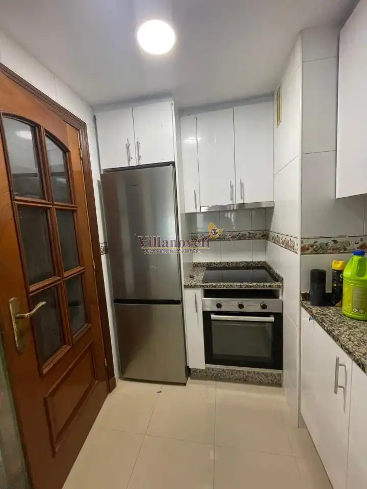 Kitchen of Apartments for rent in Vigo   with Heating and Parquet flooring