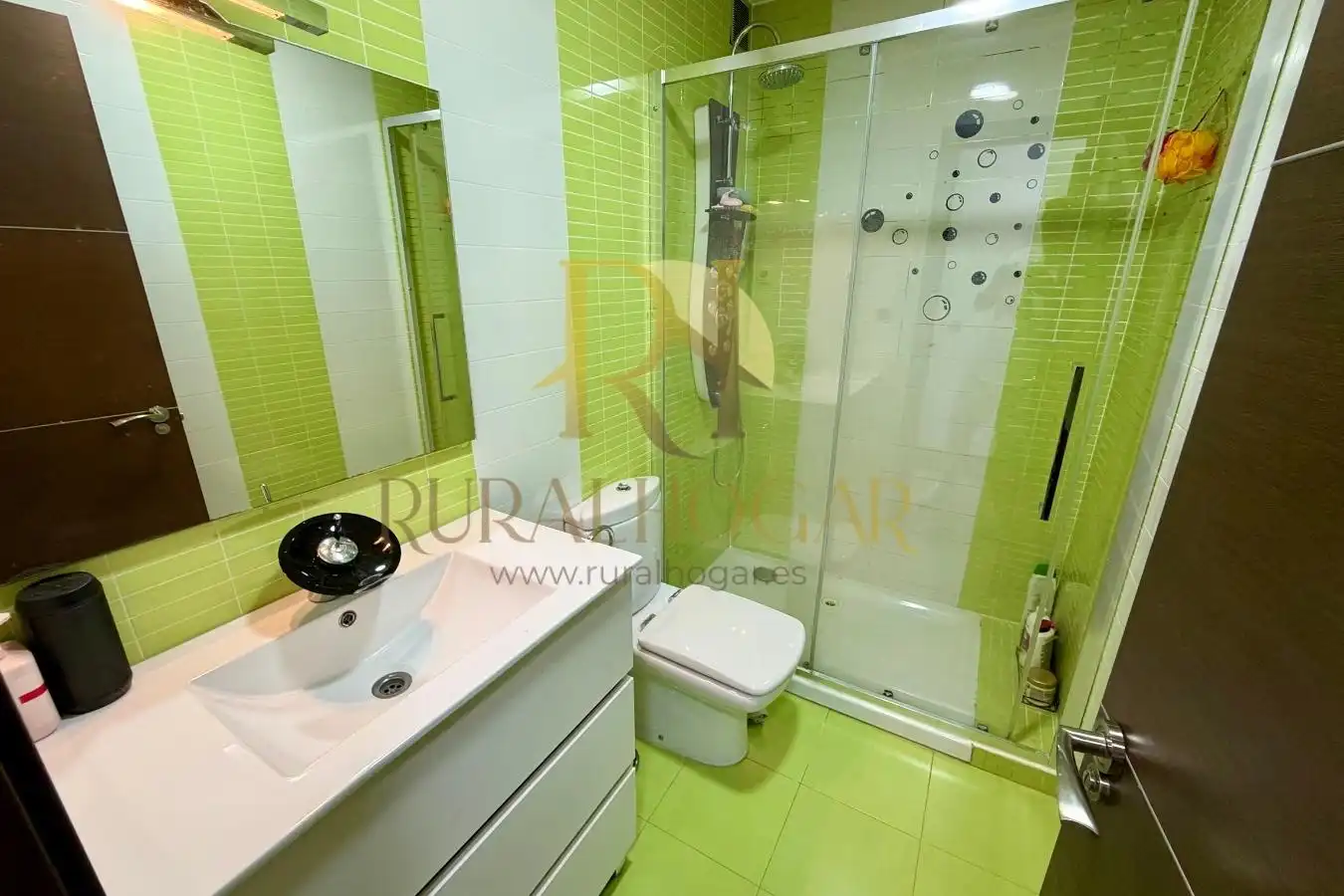 Bany de Casa o xalet en venda en Molina de Aragón amb Calefacció, Jardí privat i Terrassa