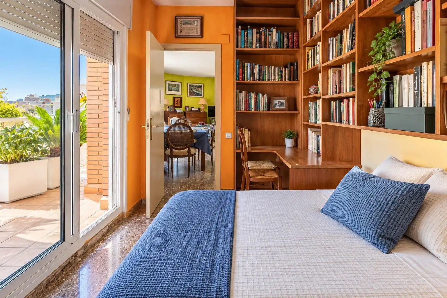 Habitación de Ático en venta en Barcelona con Calefacción y Terraza