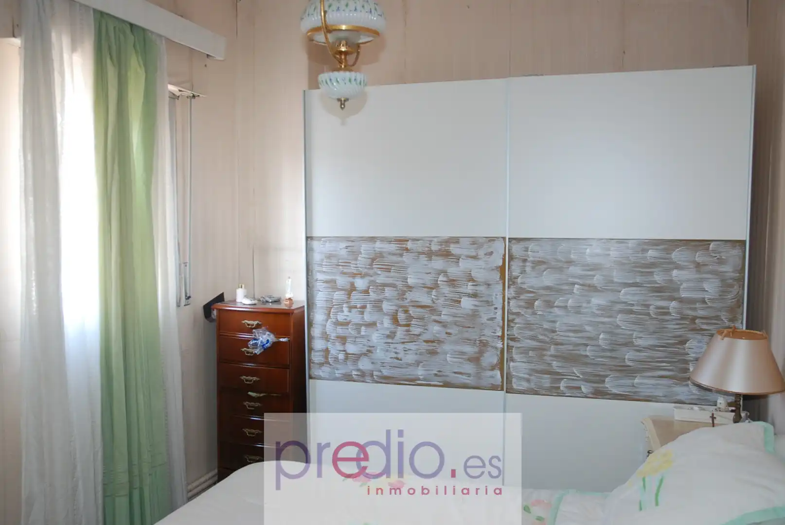 Habitación de Casa adosada en venta en Lugo con Calefacción, Jardín privado y Trastero