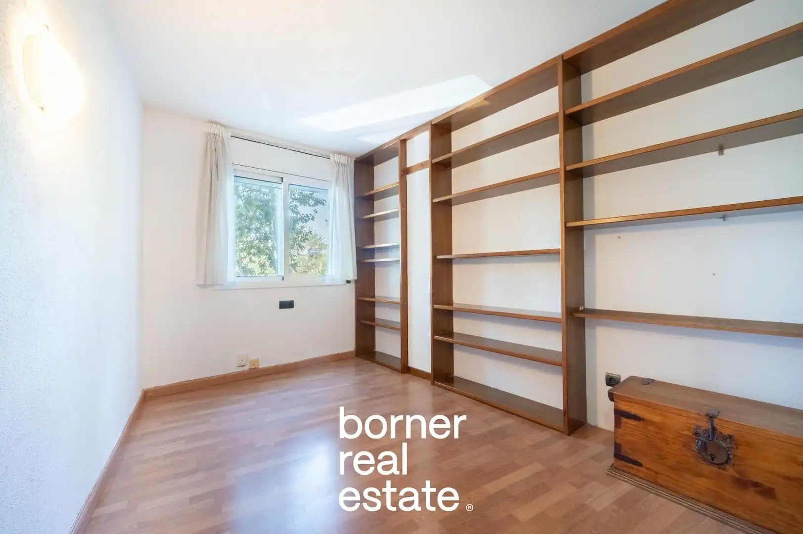 Vista exterior de Piso en venta en Rubí con Aire acondicionado, Calefacción y Parquet
