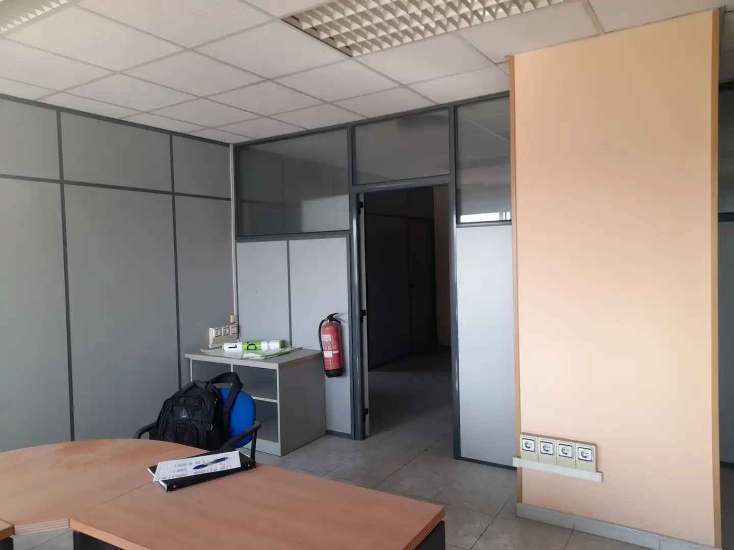 Oficina en venda en Ripollet amb Aire condicionat, Calefacció i Moblat
