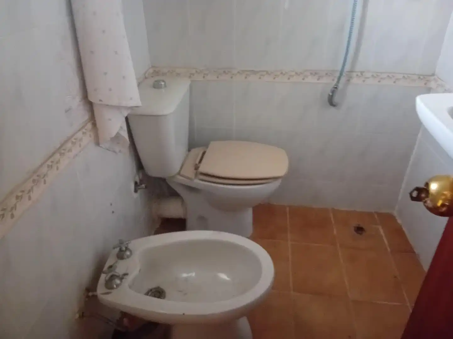 Bany de Casa o xalet en venda en Marbella amb Jardí privat, Terrassa i Traster