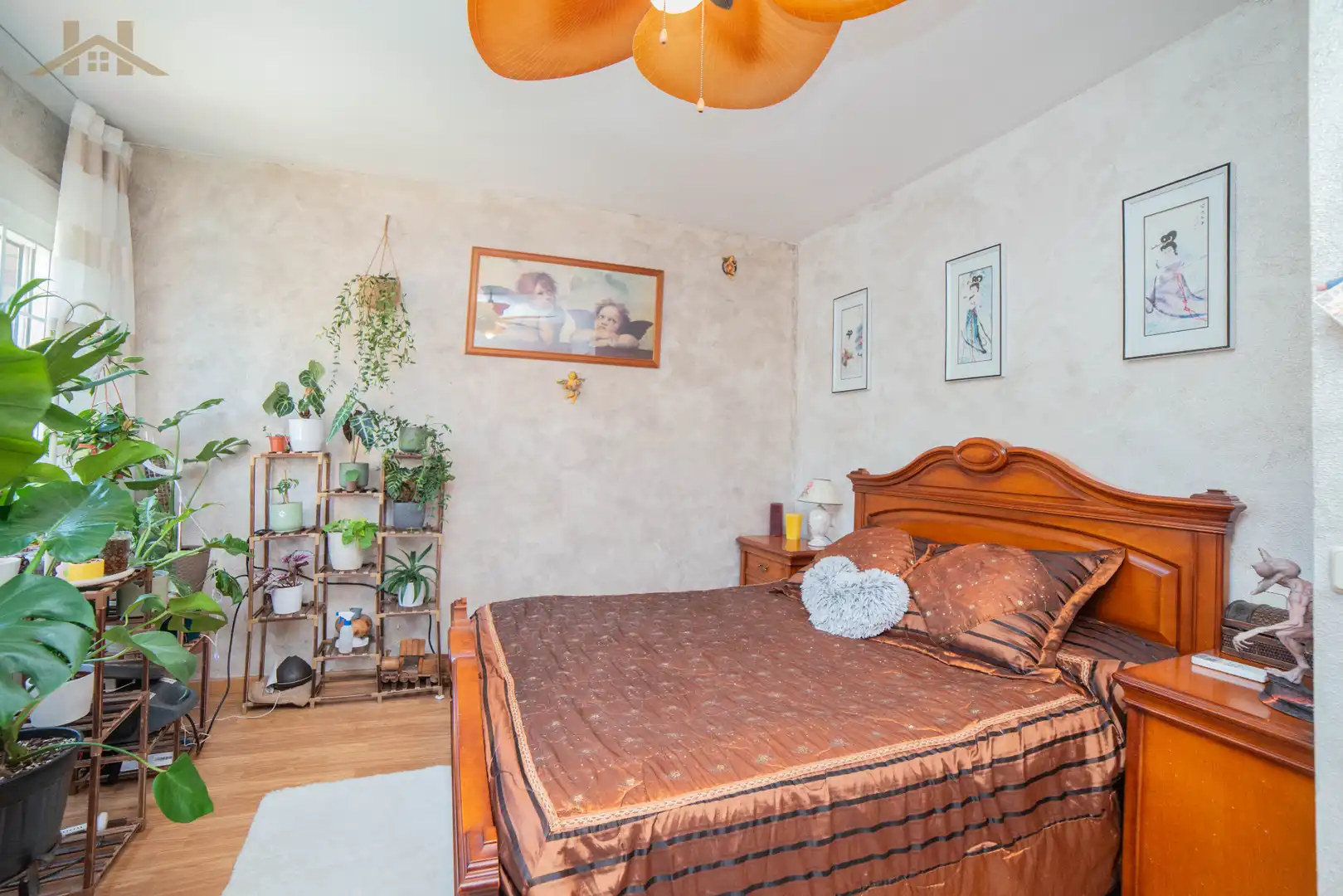 Dormitori de Casa adosada en venda en Valdemoro amb Calefacció, Jardí privat i Parquet