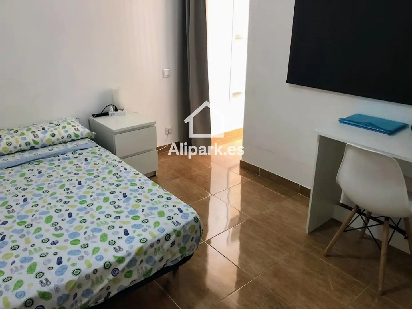 Wohnung zum Verkauf in Alicante / Alacant mit Terrasse und Möbliert