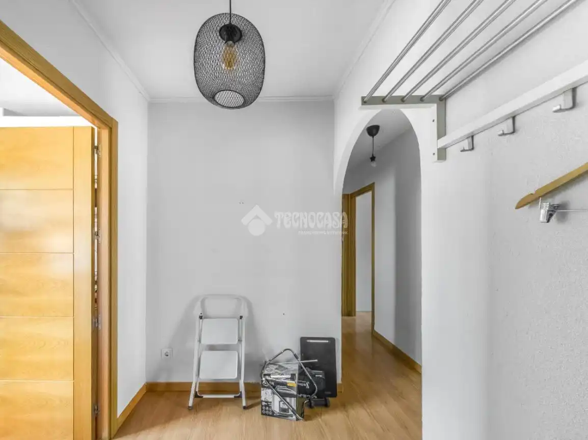 Piso en venta en Madrid con Calefacción, Terraza y Balcón