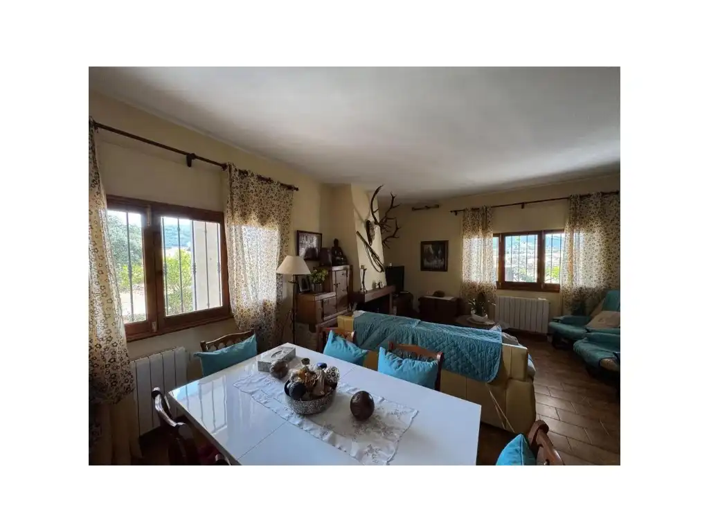 Außenansicht von Country house zum Verkauf in Santiago de Alcántara mit Schwimmbad
