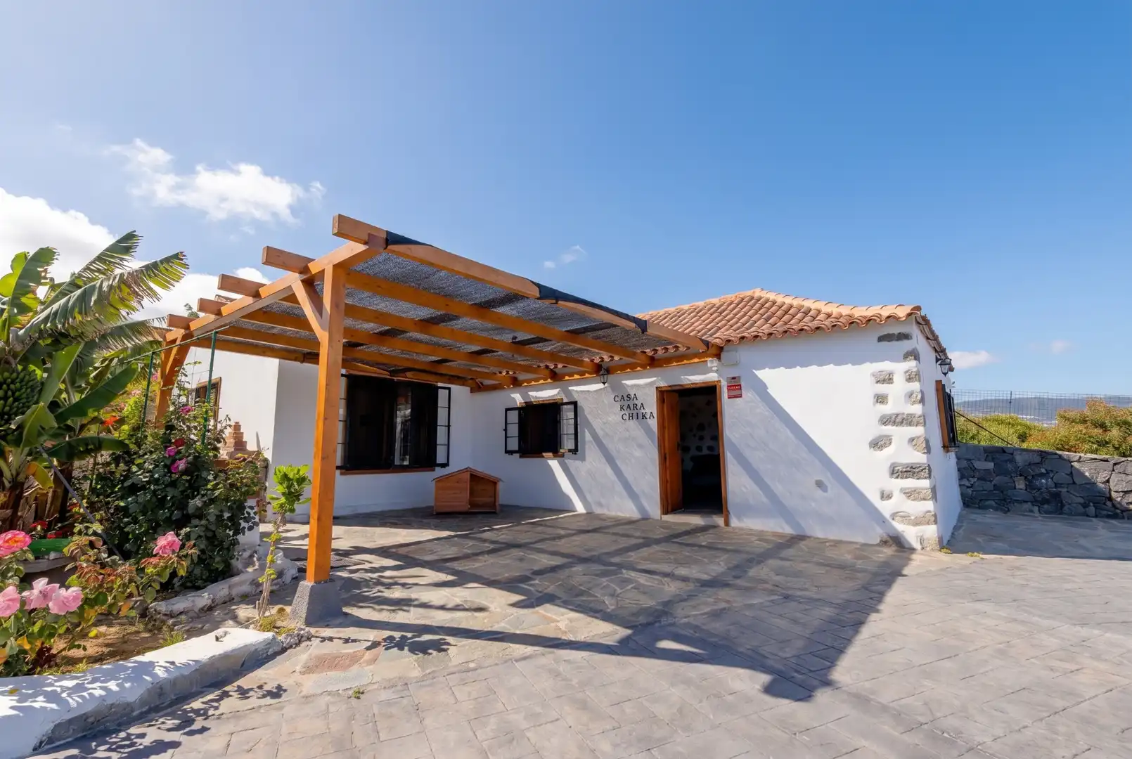 Vista exterior de Casa o chalet en venta en La Orotava con Jardín privado, Terraza y Trastero