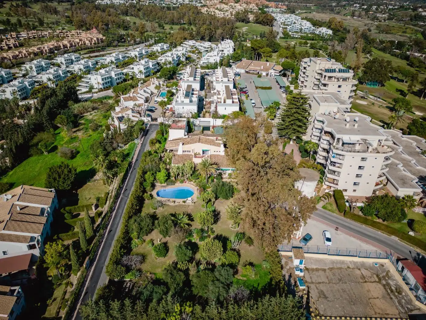 Villa con piscina in vendita a Urbanización Atalaya del Golf, imagen 42