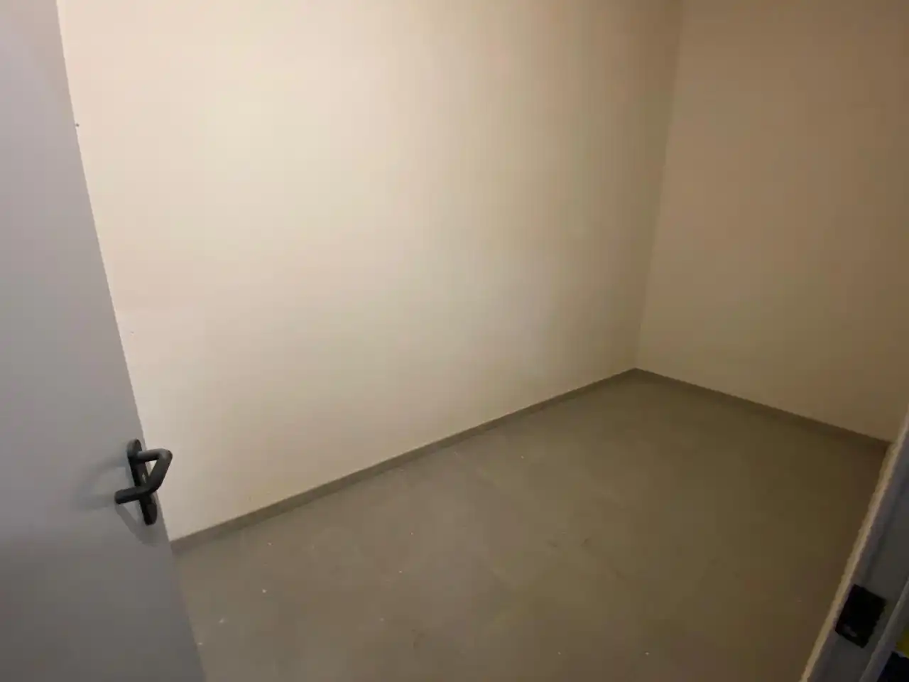 Garage for rent in Granada