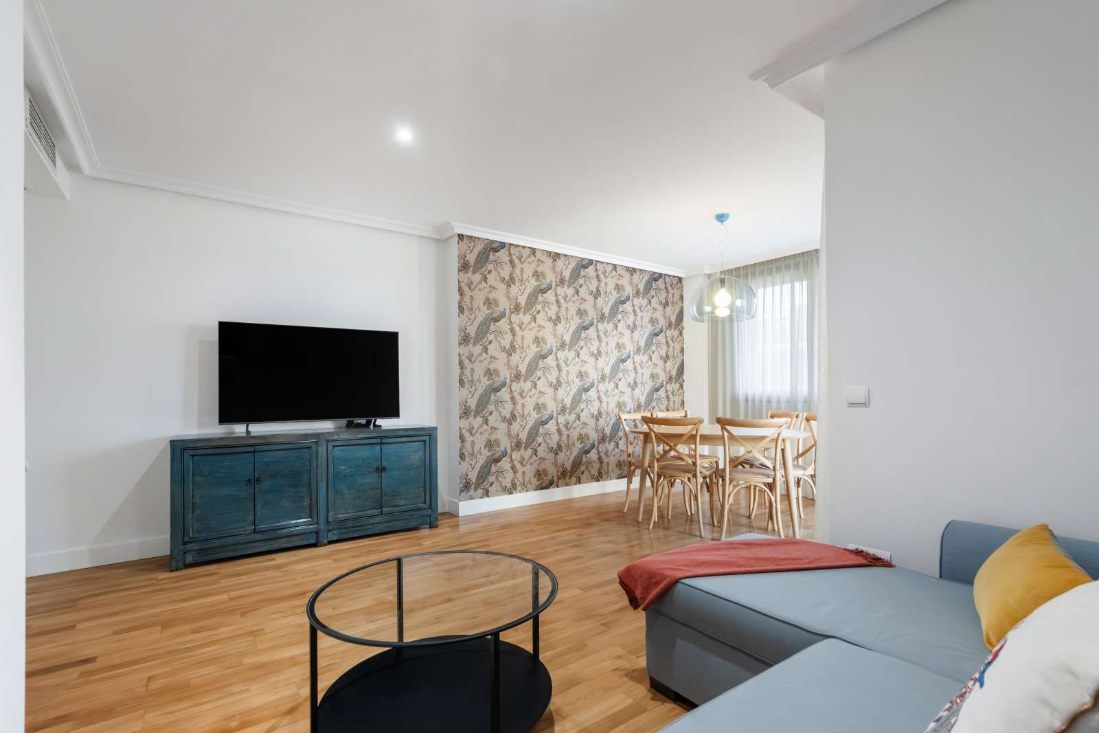 Sala d'estar de Apartament per a compartir en  Madrid Capital amb Aire condicionat i Terrassa