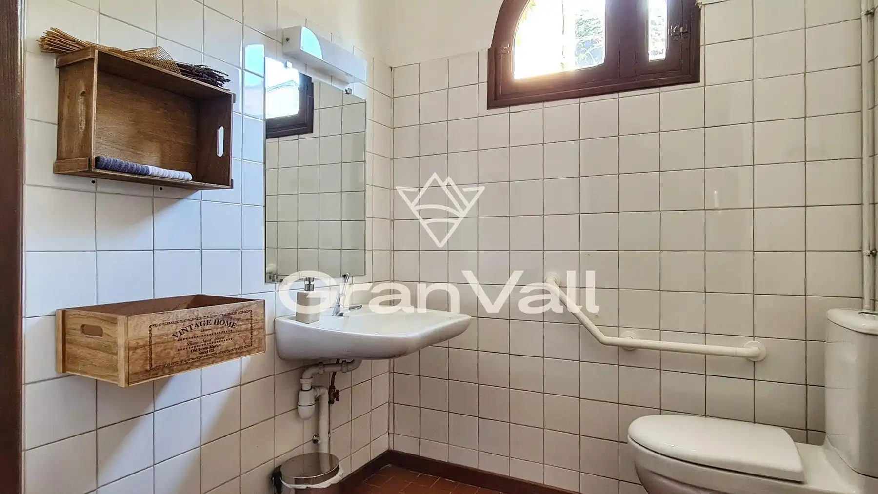 Baño de Edificio en venta en Latour - de - Carol