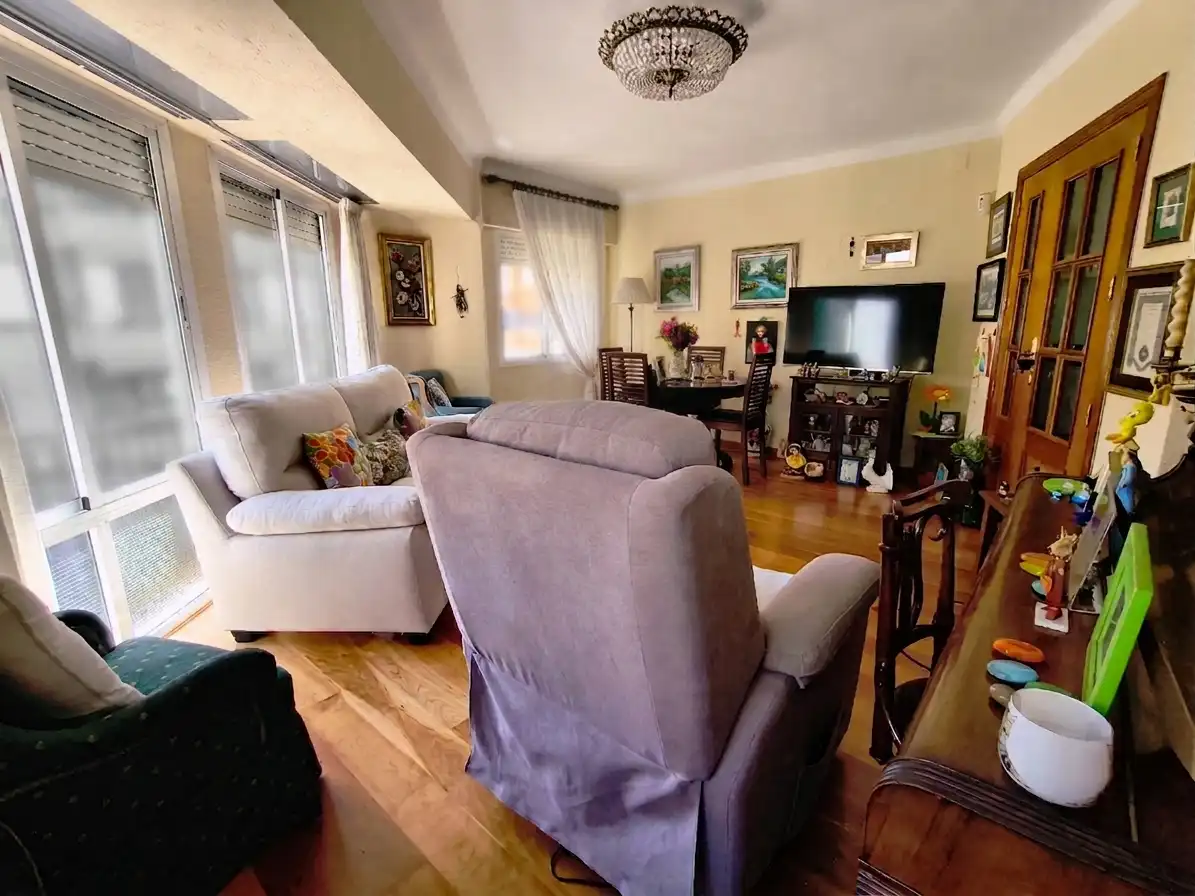 Piso con ascensor en venta en Avinguda d'Aguilera, imagen 3
