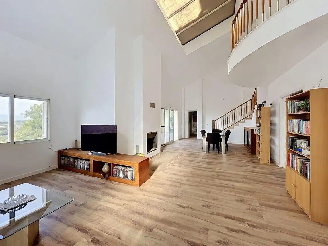 Detached house with garden for sale in Calle JULIO ROMERO DE TORRES, imagen 5