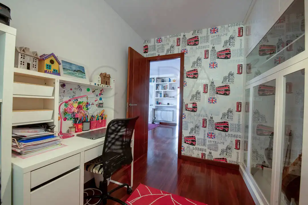 Habitación de Casa o chalet en venta en Villaescusa (Cantabria) con Calefacción, Jardín privado y Terraza
