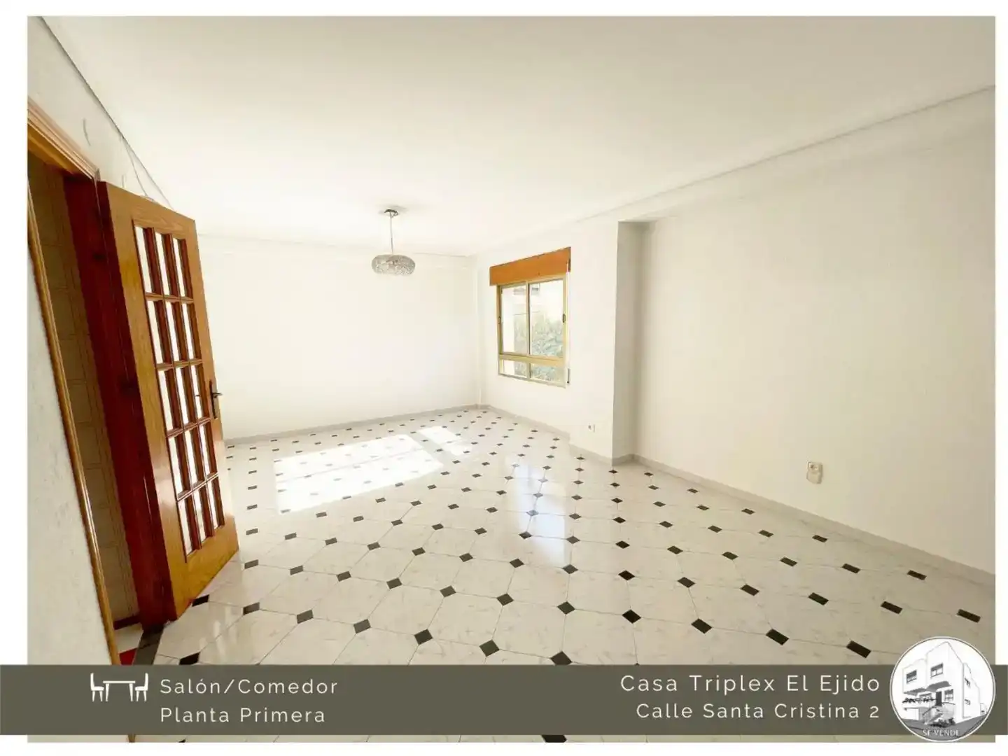 Sala d'estar de Casa adosada en venda en El Ejido