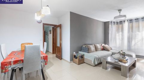 Foto 3 de Piso en venta en Joaquina Eguaras, Granada Capital