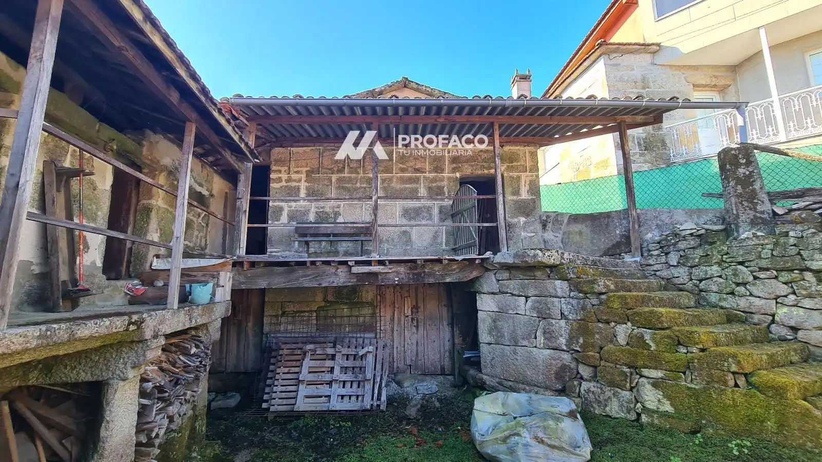 Exterior view of Houses for sale in San Cristovo de Cea  with Private garden, Terrace and Storage room