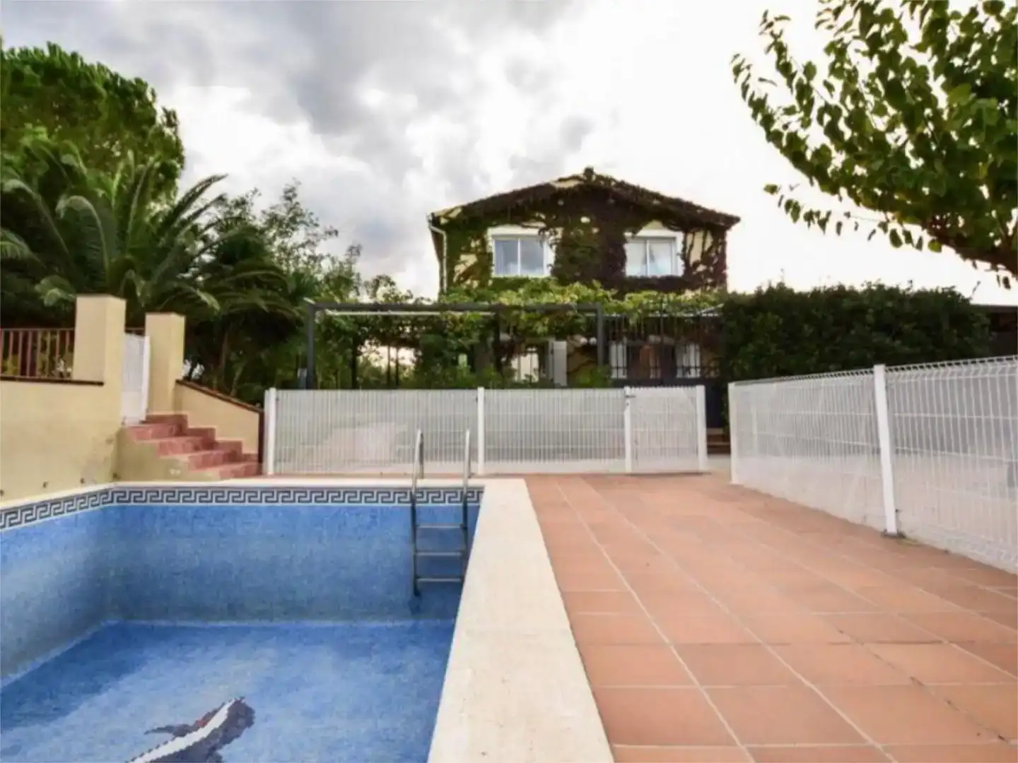 Piscina de Finca rústica en venda en Santa Oliva amb Aire condicionat, Piscina i Balcó