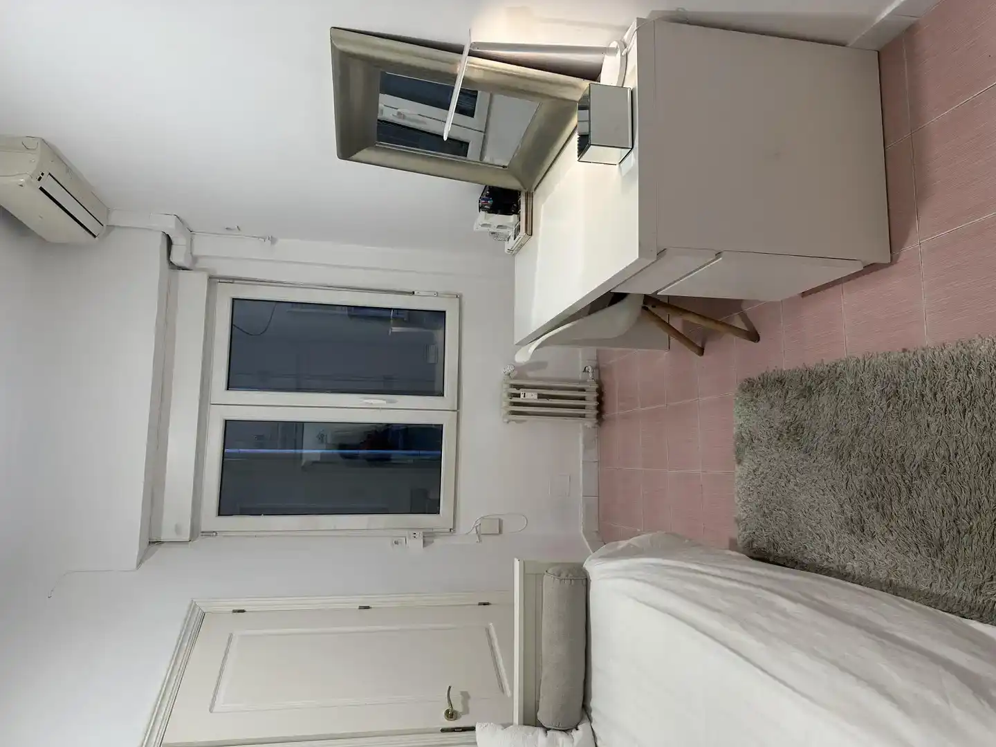 Schlafzimmer von Wohnung zur Miete in  Madrid Capital mit Klimaanlage