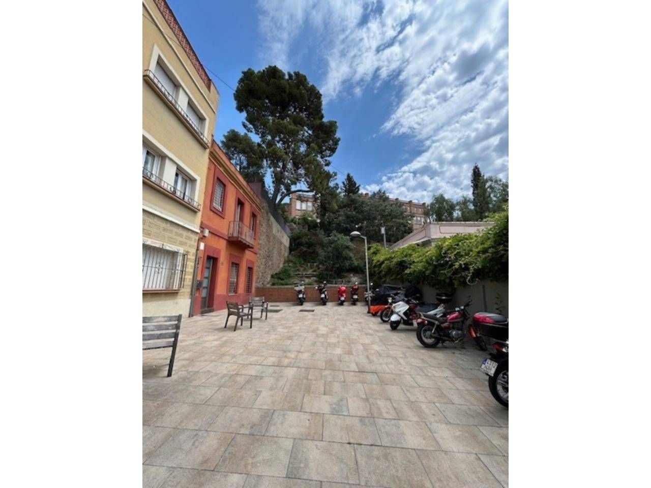 Vista exterior de Piso en venta en  Barcelona Capital con Calefacción