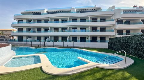 APARTAMENTO MODERNO EN LA PLANTA BAJA EN PLAYA FLAMENCA