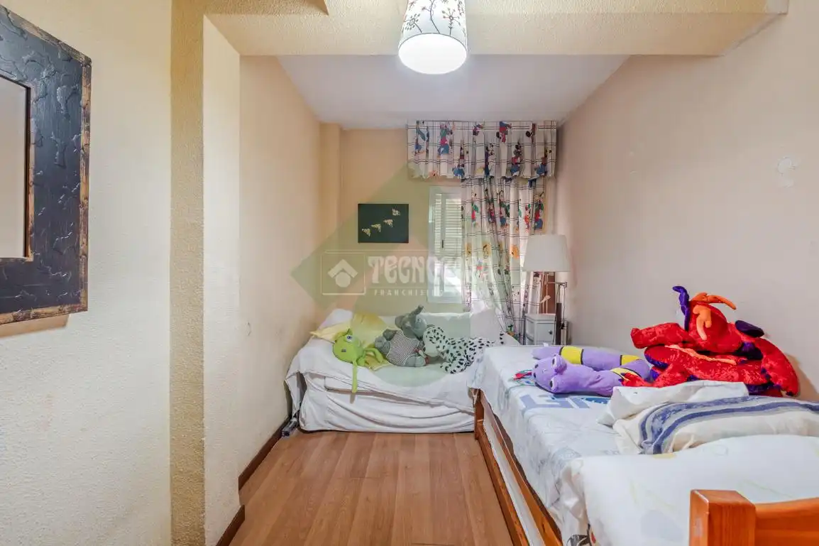 Bedroom of Flat for sale in Madrid  with Air Conditioner and Heating