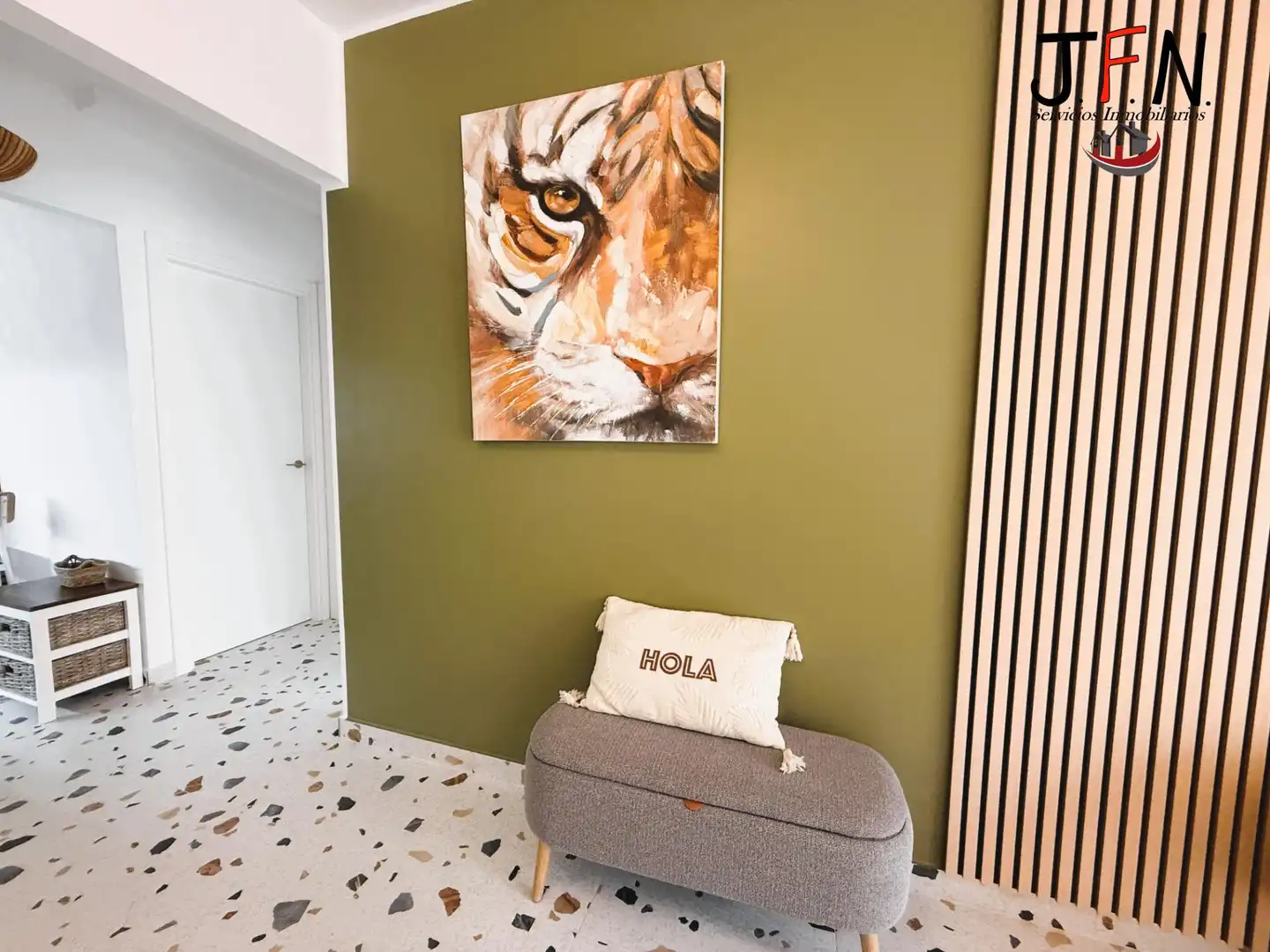 Ground floor for rent in Antigua  with Furnished, Alarm and Community pool