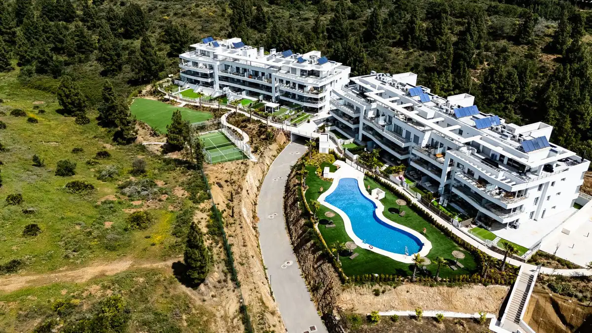 Vista exterior de Planta baixa en venda en Mijas amb Aire condicionat, Calefacció i Terrassa