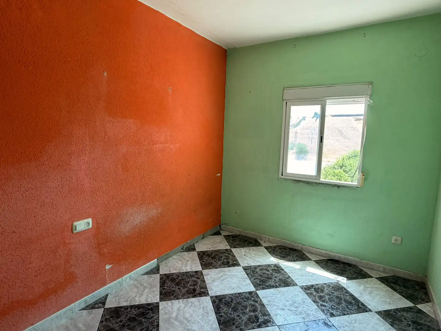 Bedroom of Flat for sale in Linarejos