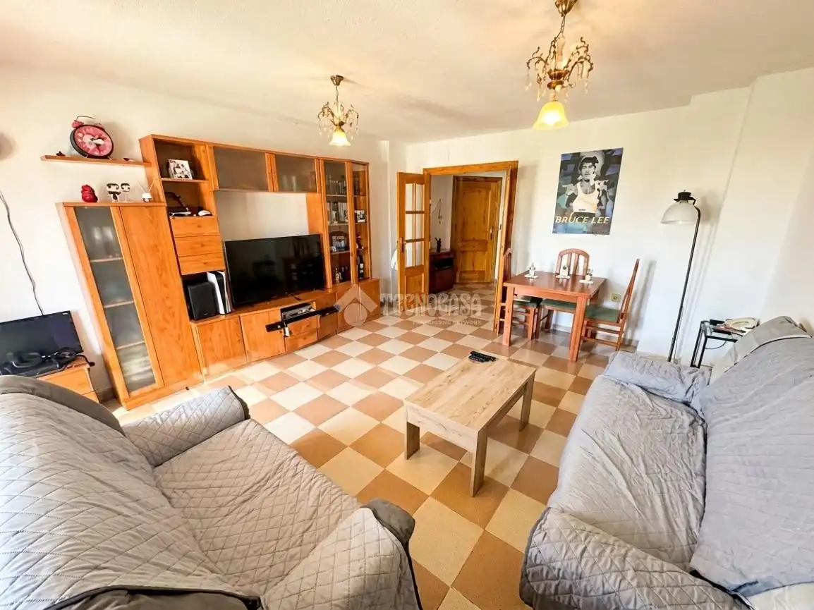 Sala de estar de Piso en venta en Estepona con Terraza