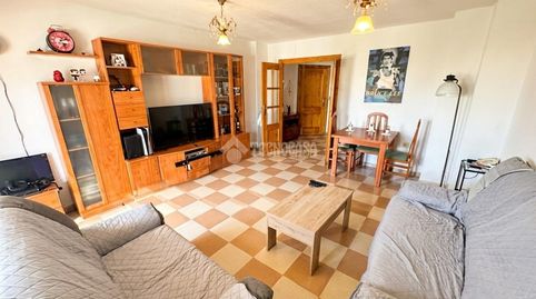 Foto 3 de Piso en venta en Sierra de Estepona - Avda. de Andalucía, Estepona