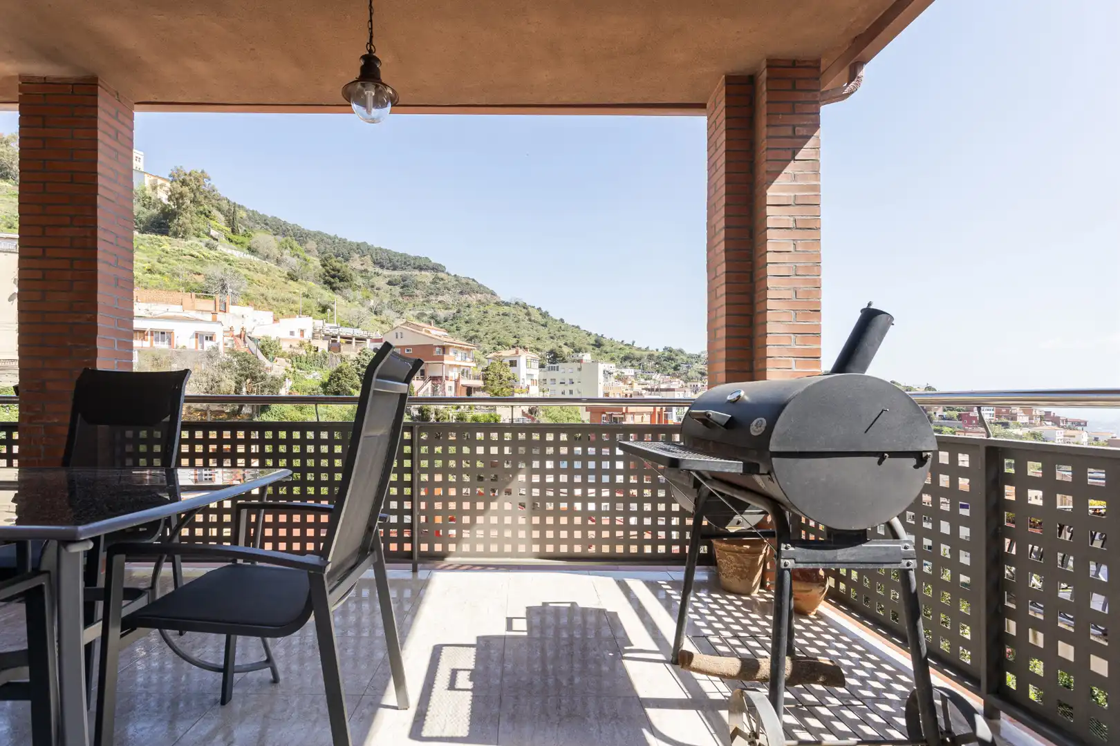 Casa amb terrassa en venda a Carrer de Cànoves, imagen 4