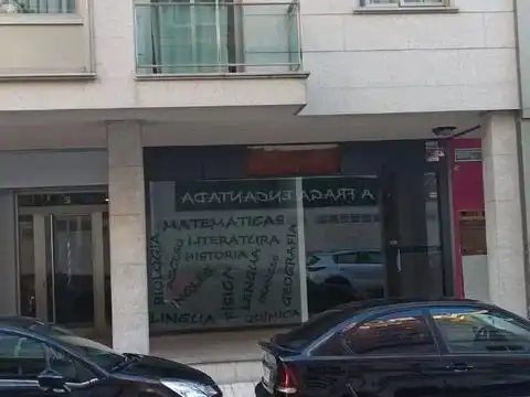 Local de lloguer en Cambre 
