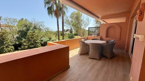 Foto 2 de Apartament de lloguer a Puerto Banús, Málaga