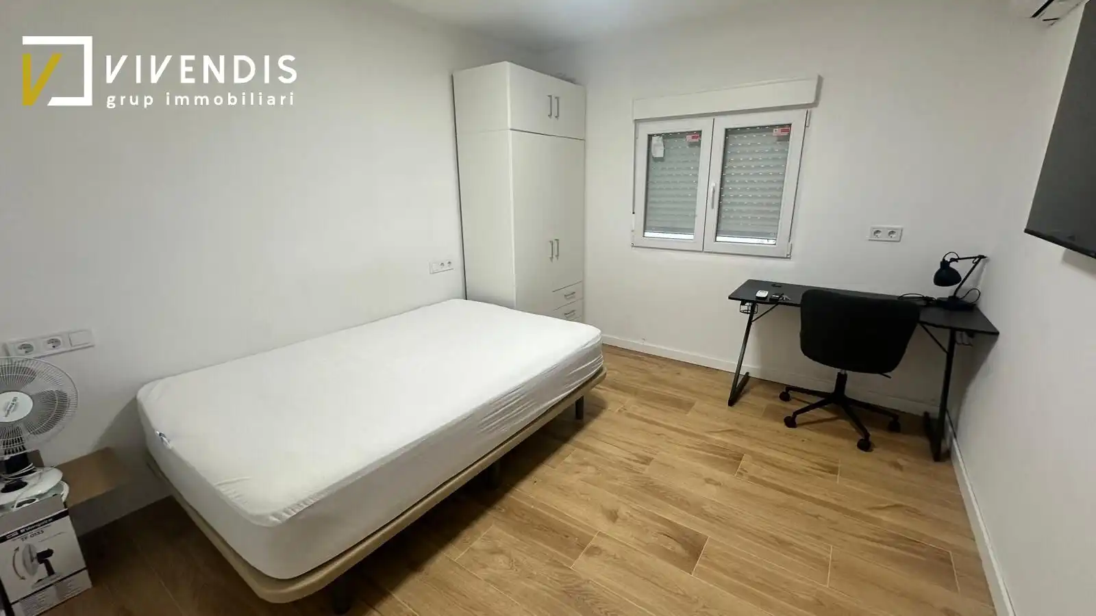 Schlafzimmer von Wohnung zum Verkauf in Lleida mit Möbliert