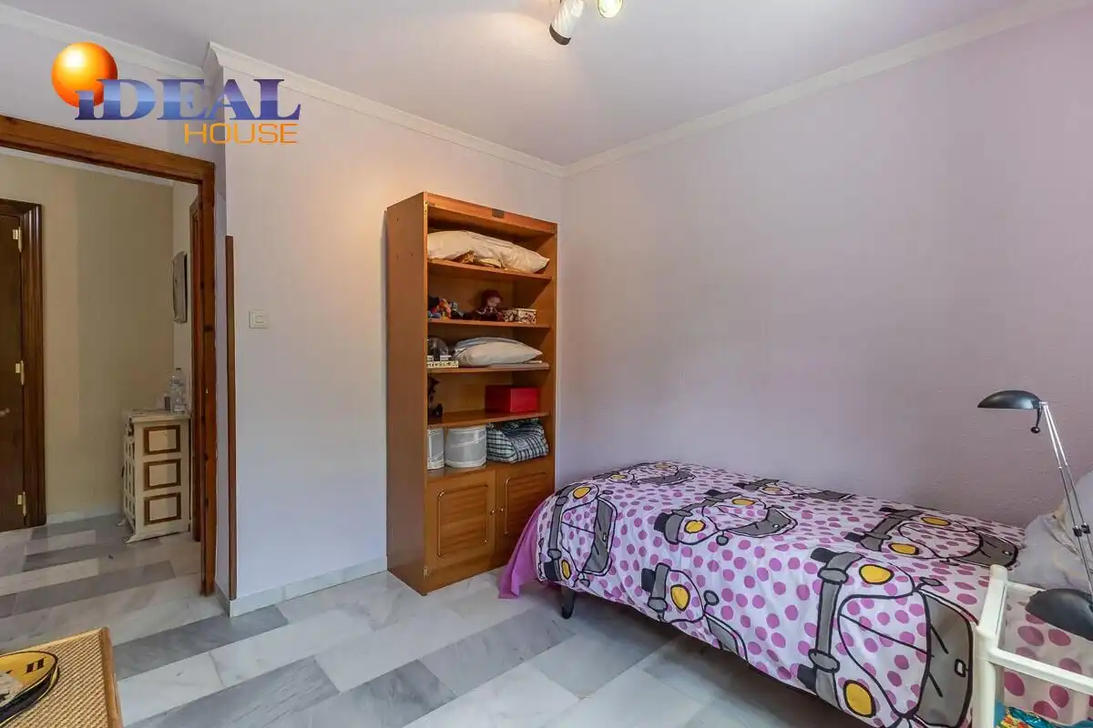Villa con piscina in vendita a Huétor Vega, imagen 26