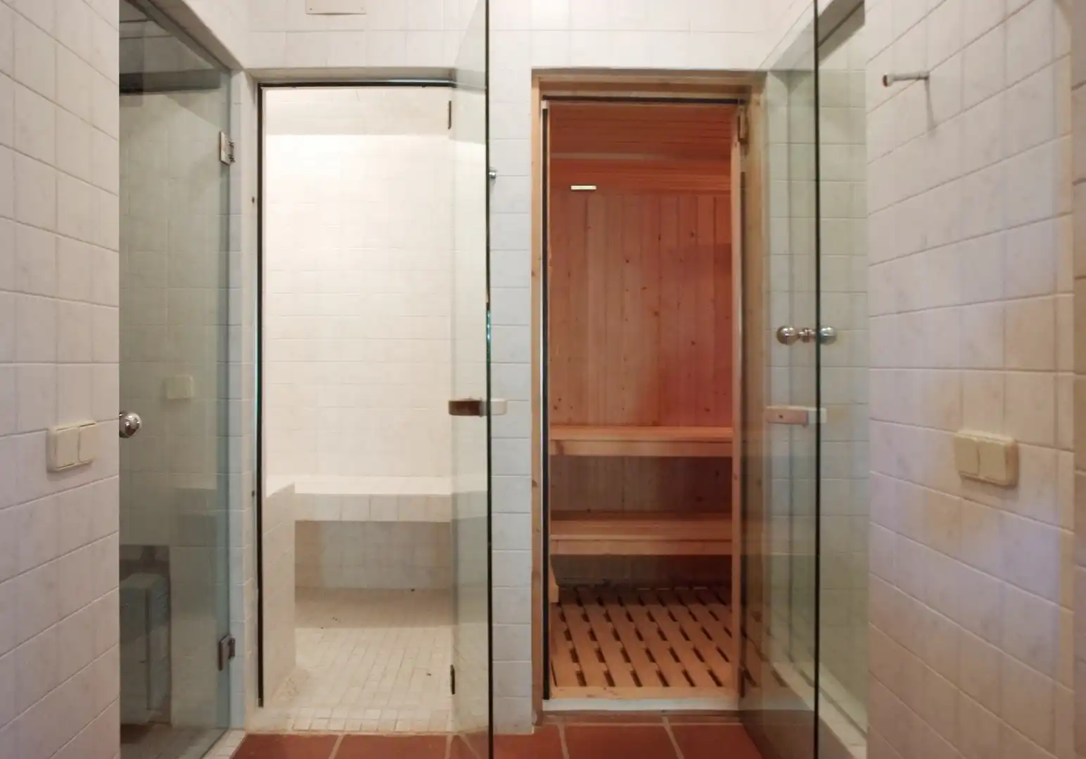 Bany de Casa o xalet en venda en Ciudalcampo amb Jardí privat, Piscina i Jacuzzi