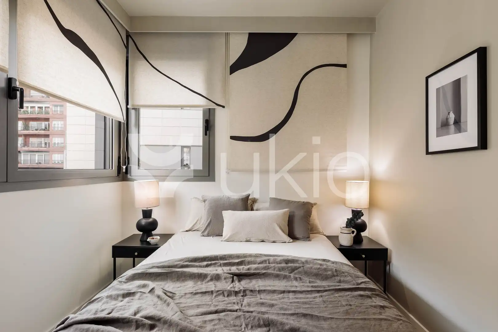 Dormitori de Apartament de lloguer en Barcelona amb Aire condicionat, Calefacció i Moblat